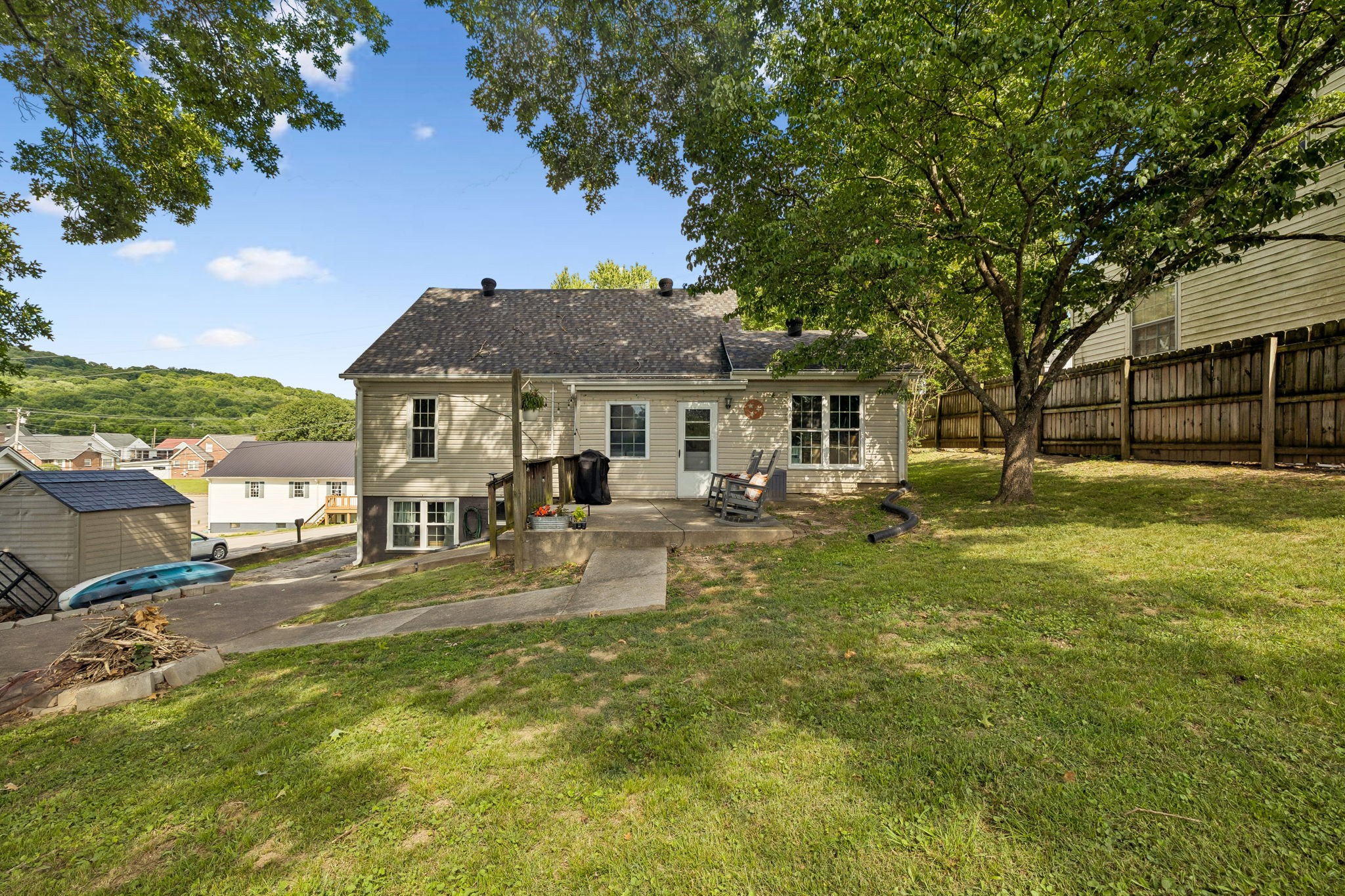 313 Cullum Street Carthage, TN 37030 - Photo 55 of 60 a front view of a house with garden