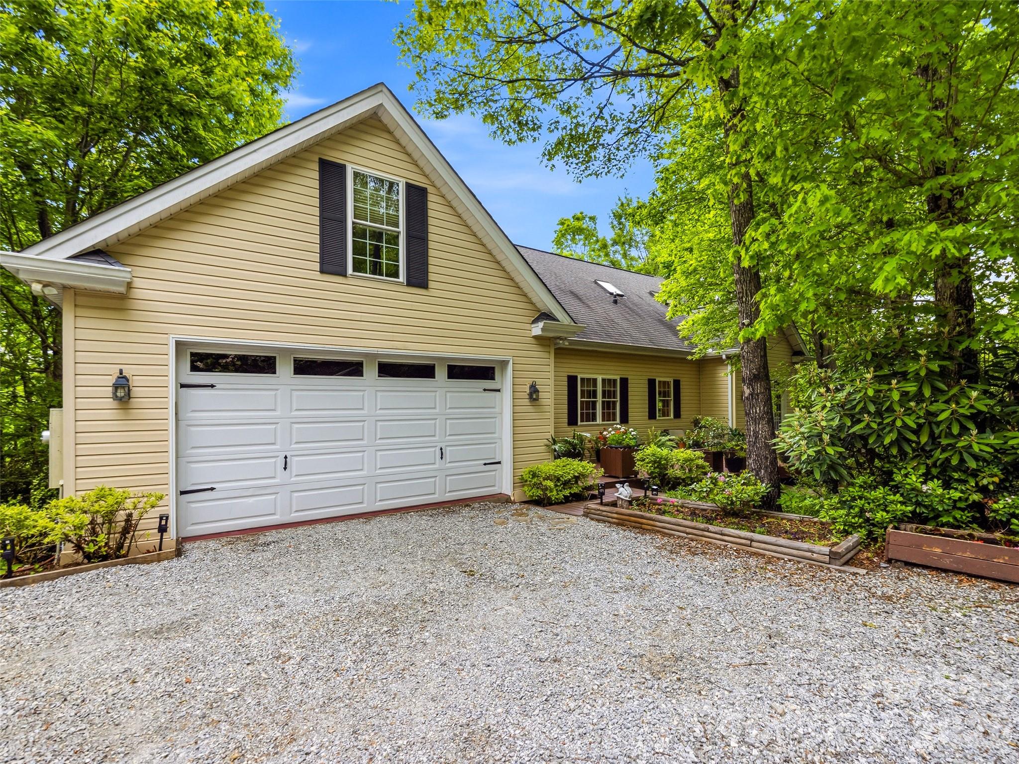 29 Panther Ridge Road Brevard, NC 28712 - Photo 3 of 48