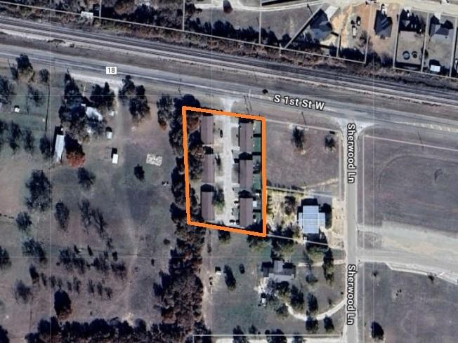 2001 South 1st Clyde, TX 79510 - Photo 3 of 10 a view of water heater room