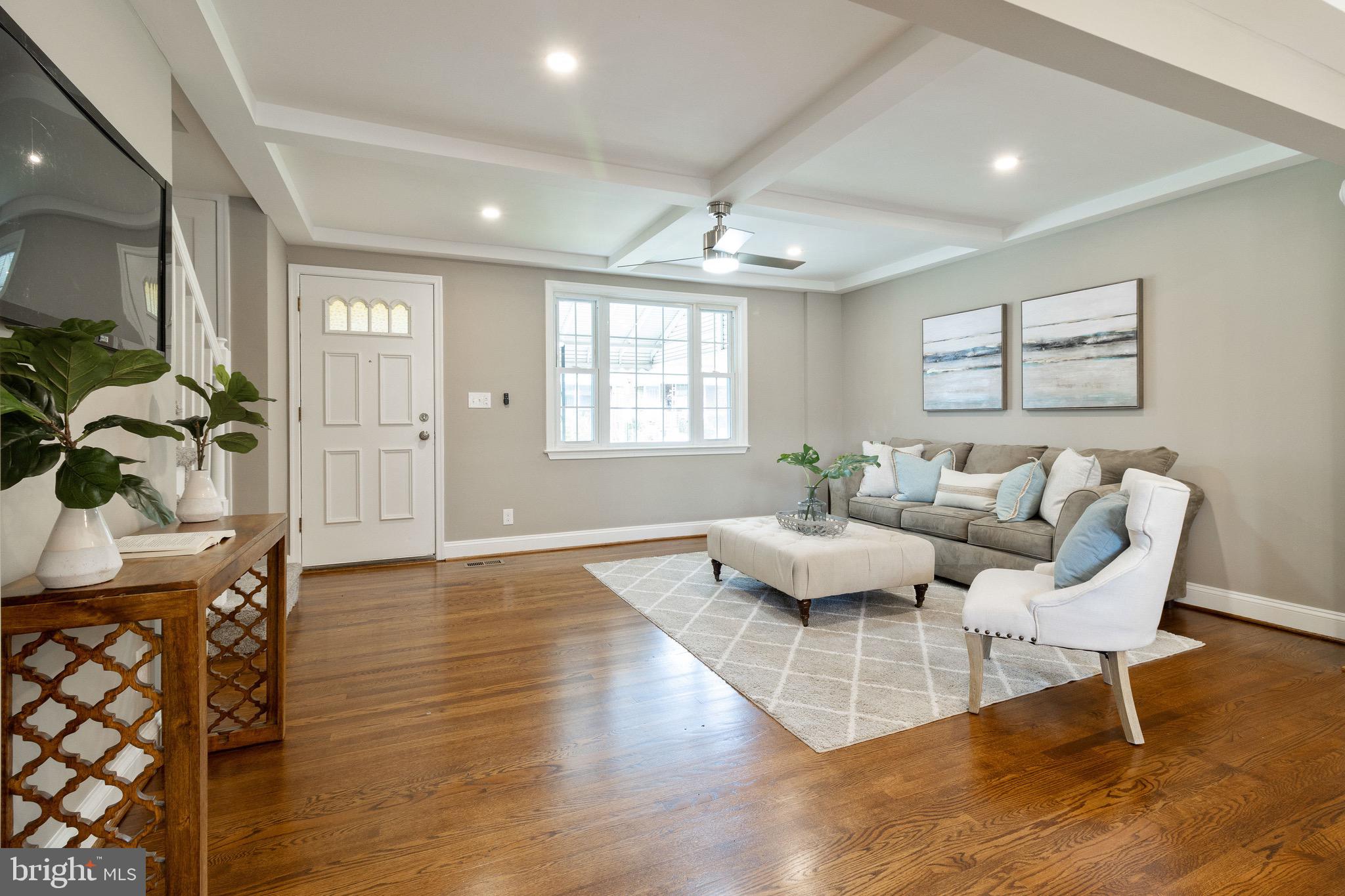 4206 Colborne Road Baltimore, MD 21229 - Photo 4 of 46