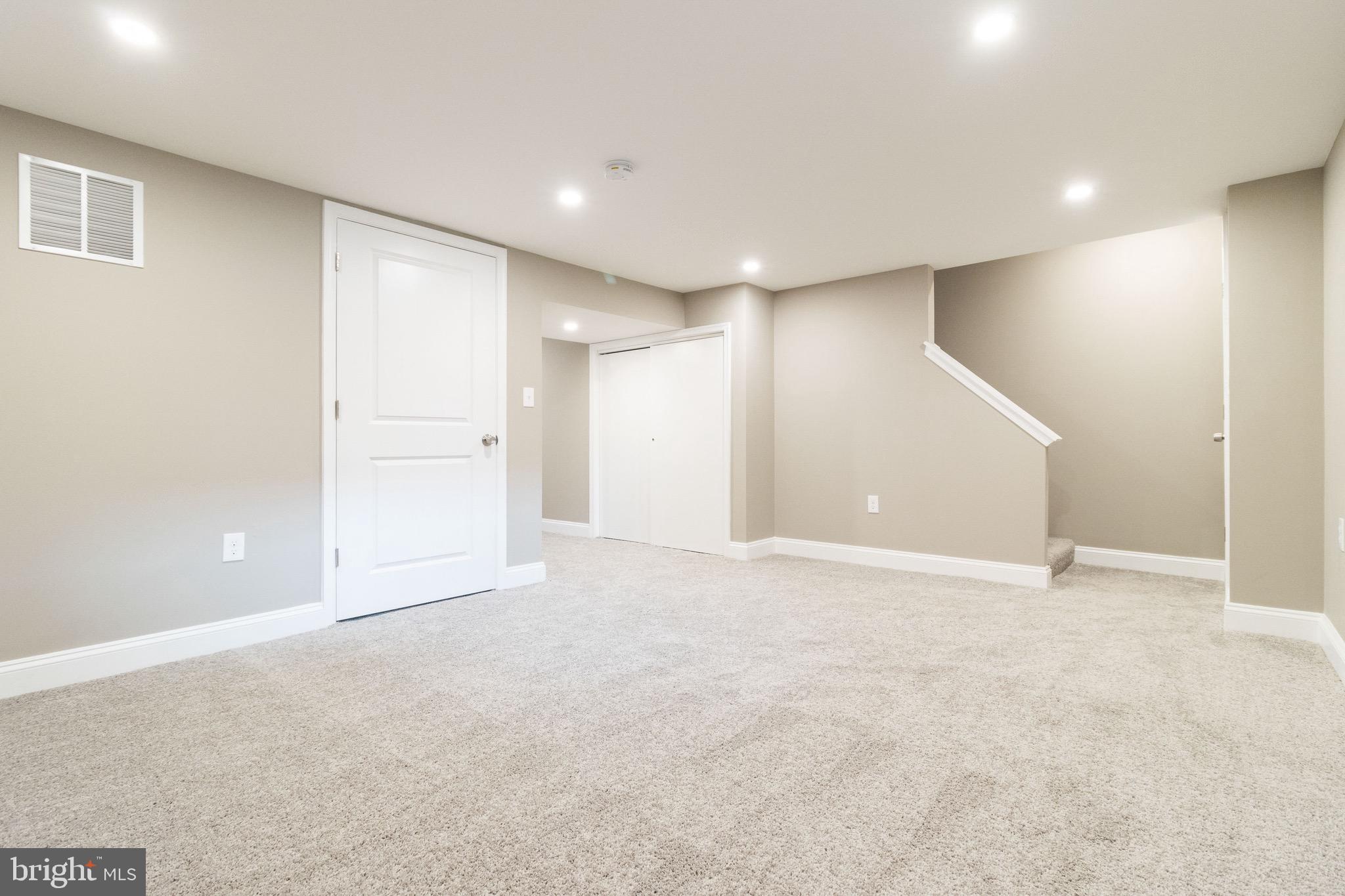 4206 Colborne Road Baltimore, MD 21229 - Photo 32 of 46