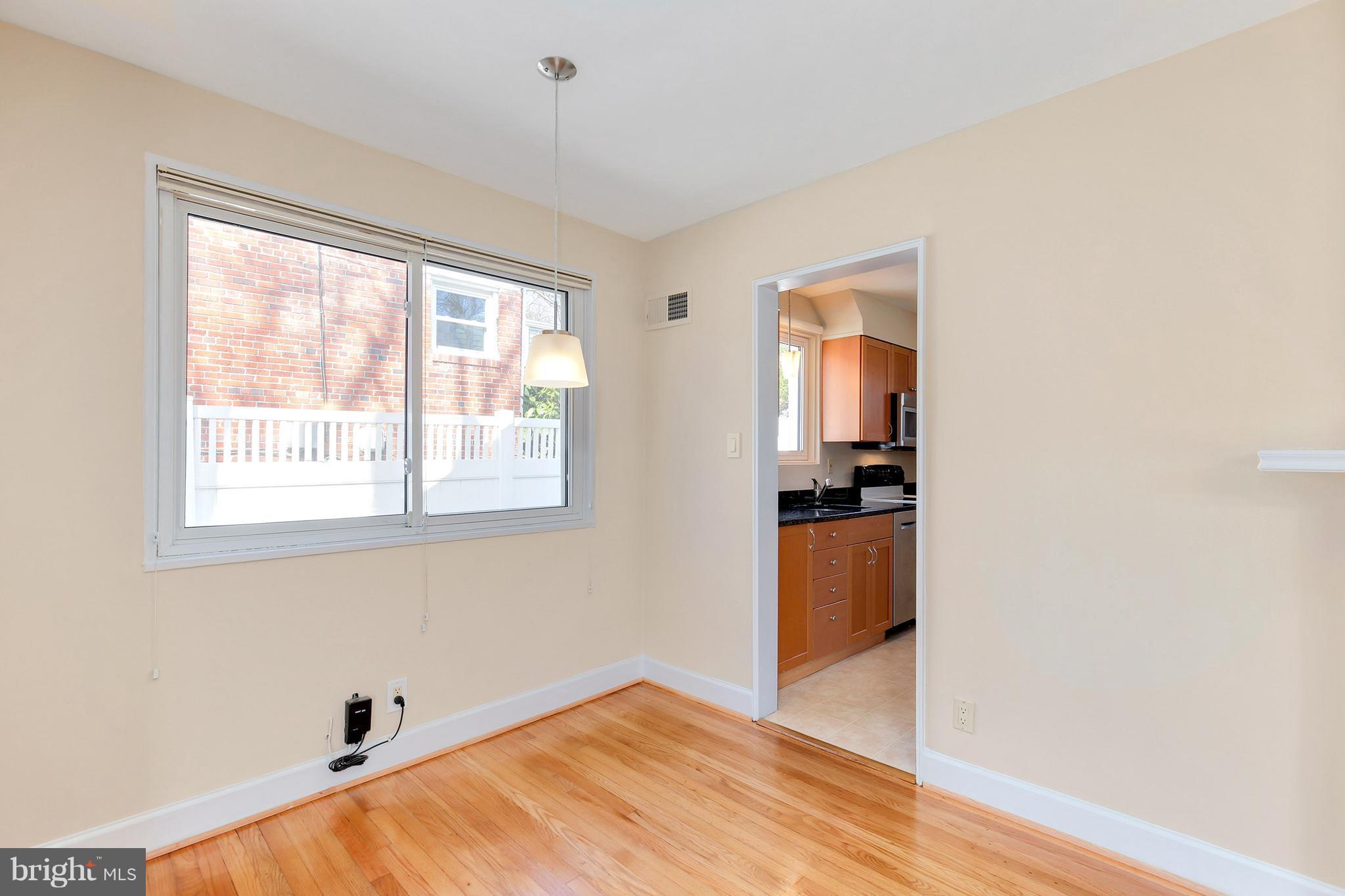 2509 Plyers Mill Road Silver Spring, MD 20902 - Photo 13 of 30 Living Room