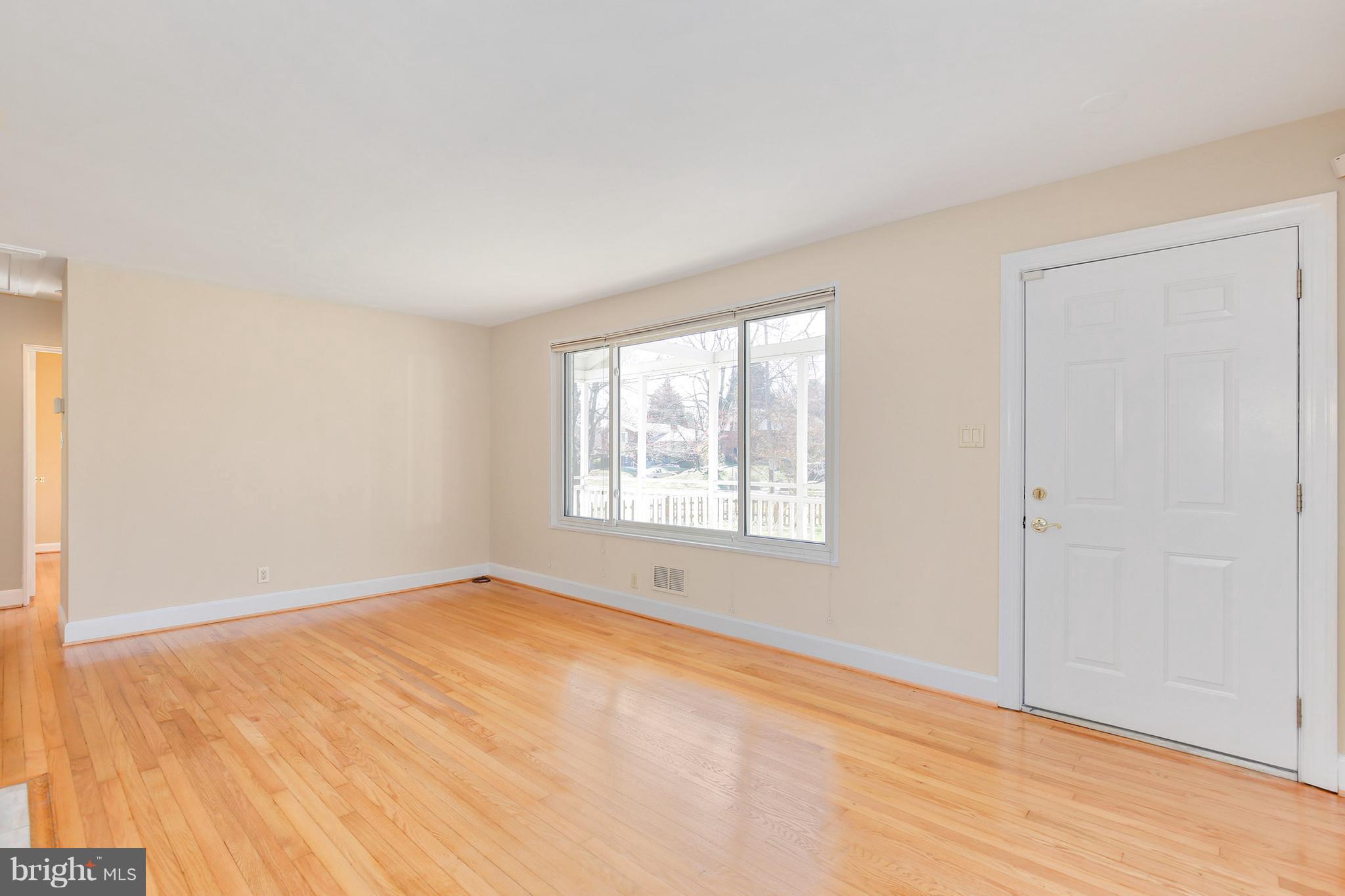 2509 Plyers Mill Road Silver Spring, MD 20902 - Photo 8 of 30 Living Room