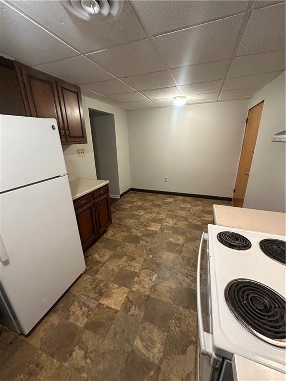 935 Russellwood Avenue McKees Rocks, PA 15136 - Photo 13 of 44