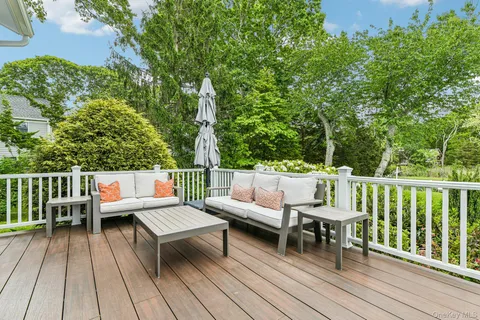 $1,925,000 | 2100 Glenn Road, Southold, NY 11971