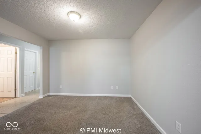 $1,899 | 19496 Prairie Crossing Drive, Noblesville, IN 46062