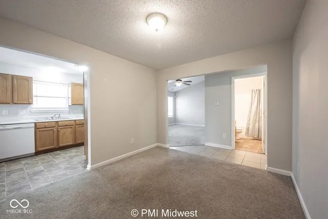 $1,899 | 19496 Prairie Crossing Drive, Noblesville, IN 46062