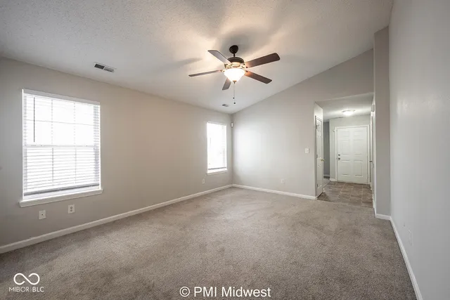 $1,899 | 19496 Prairie Crossing Drive, Noblesville, IN 46062