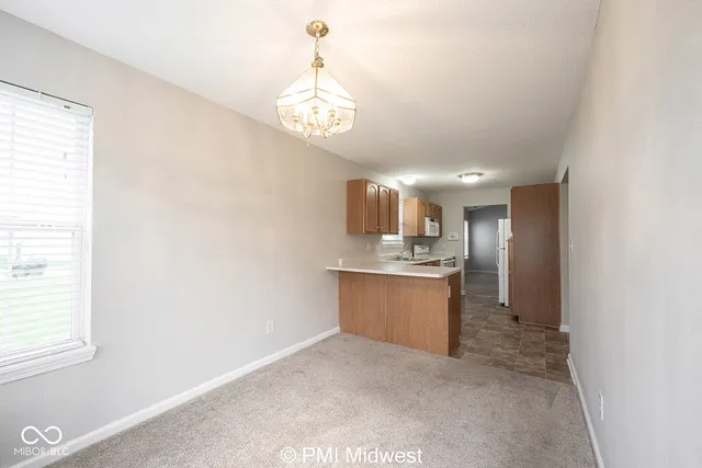 $1,899 | 19496 Prairie Crossing Drive, Noblesville, IN 46062