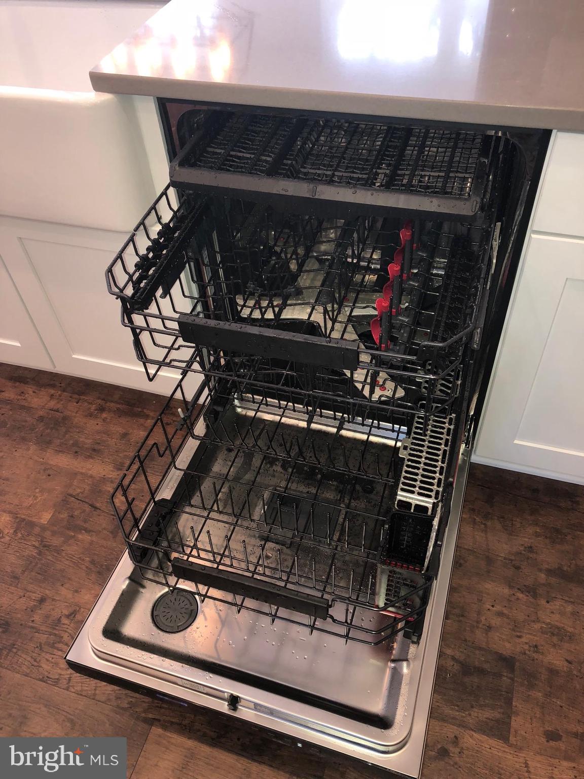 75 Magothy Beach Road Pasadena, MD 21122 - Photo 15 of 50 Three Level Wash - top for flatware