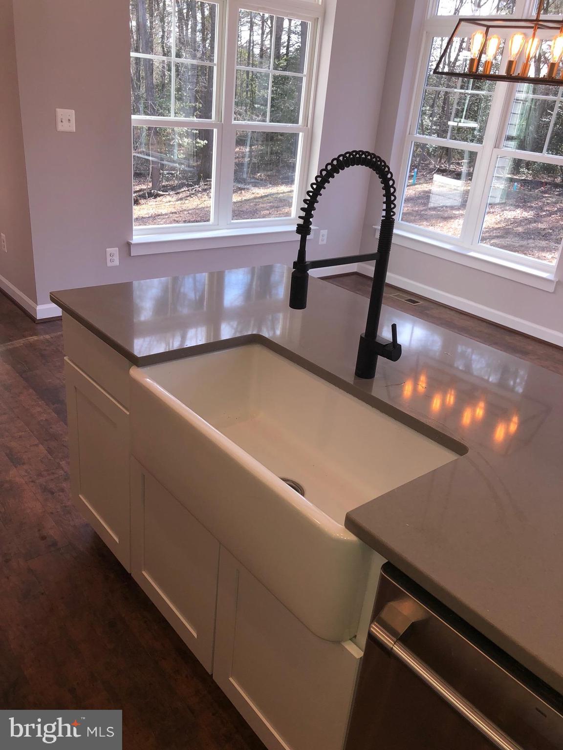 75 Magothy Beach Road Pasadena, MD 21122 - Photo 10 of 50 Large Farmhouse Sink with Upgraded Spray Faucet
