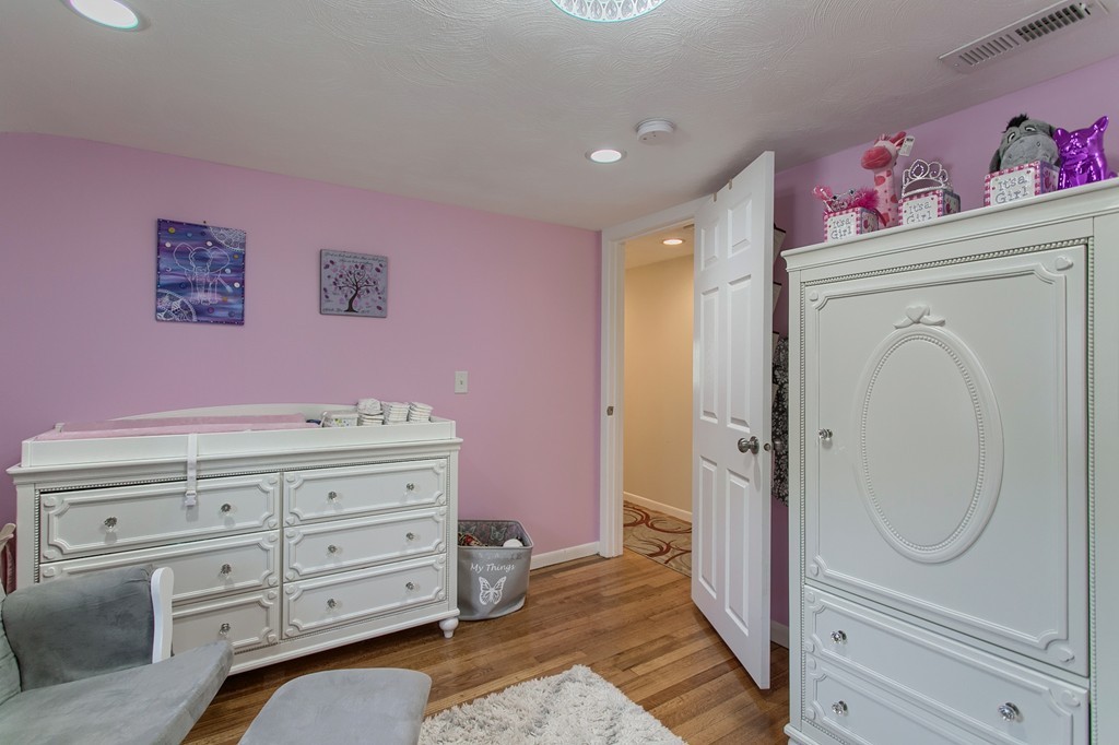 21 Hillside Road Tewksbury, MA 01876 - Photo 19 of 30 Gallery Image 19