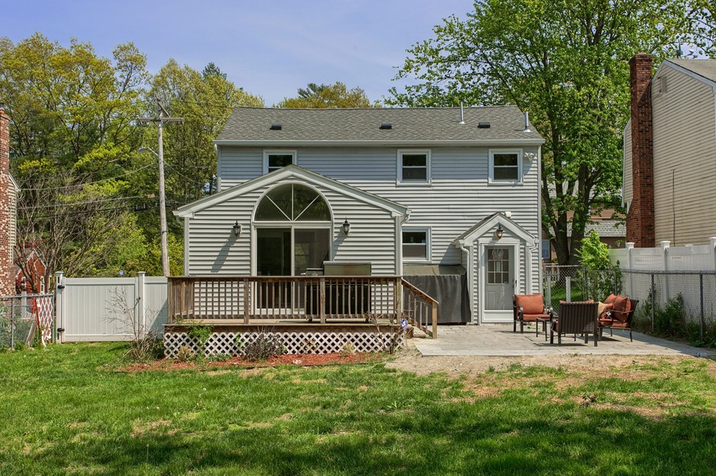 21 Hillside Road Tewksbury, MA 01876 - Photo 27 of 30 Gallery Image 27