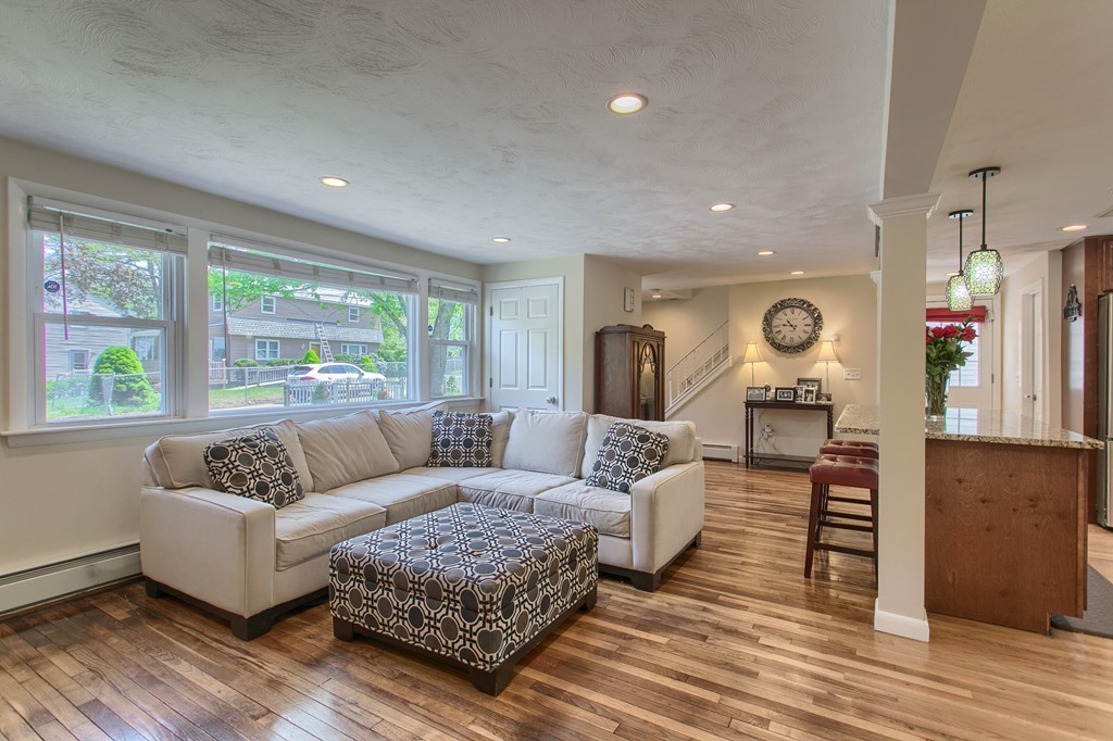 21 Hillside Road Tewksbury, MA 01876 - Photo 8 of 30 Gallery Image 8