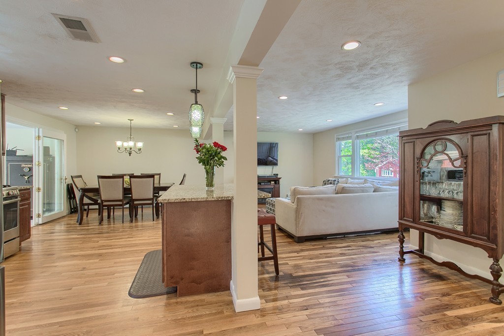 21 Hillside Road Tewksbury, MA 01876 - Photo 10 of 30 Gallery Image 10