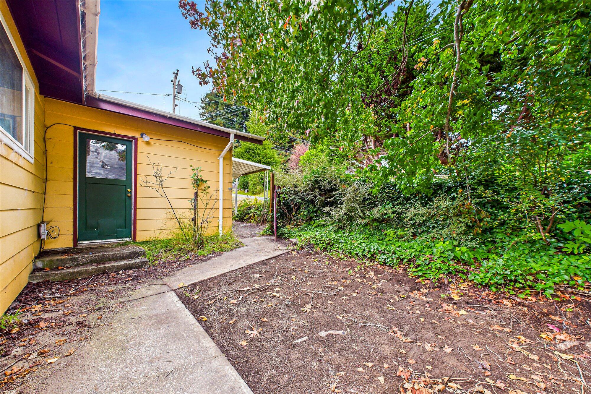 1776 Golf Course Road Bayside, CA 95524 - Photo 48 of 50