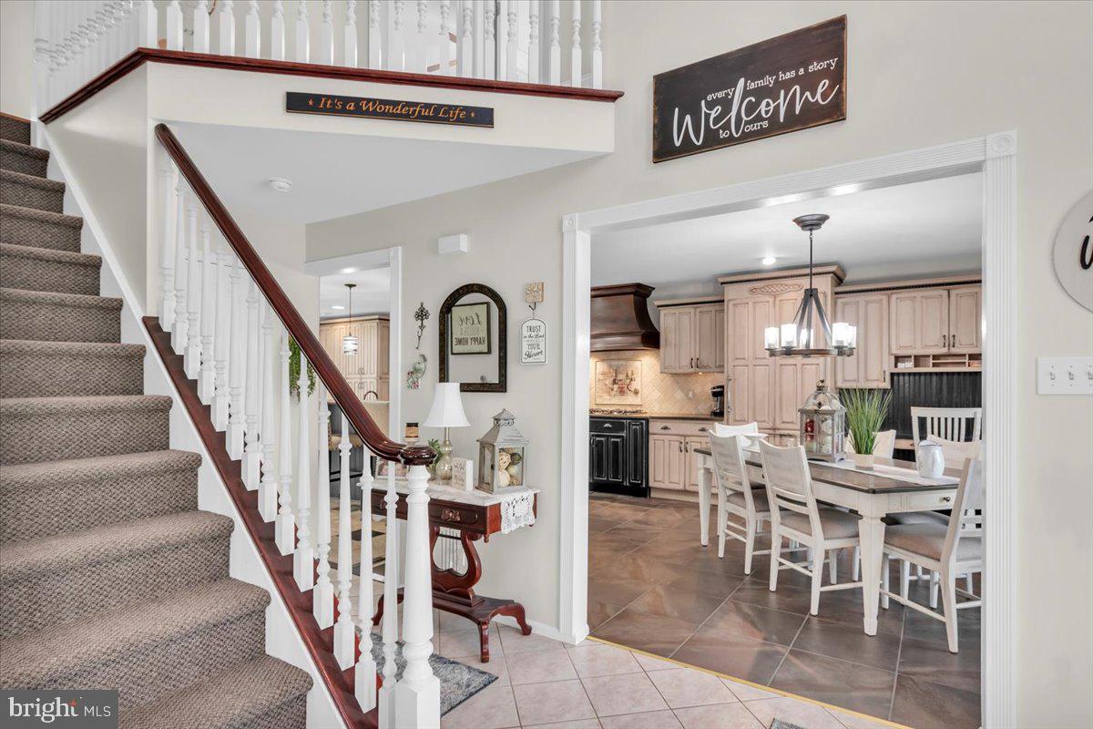 6 Rainbow Drive Sewell, NJ 08080 - Photo 4 of 29 a view of a dining room with furniture