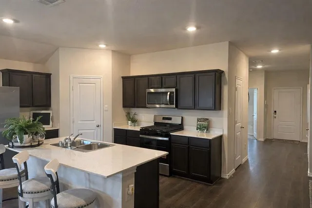 $2,499 | 1324 Stuarts Frst Drive, Denton, TX 76207