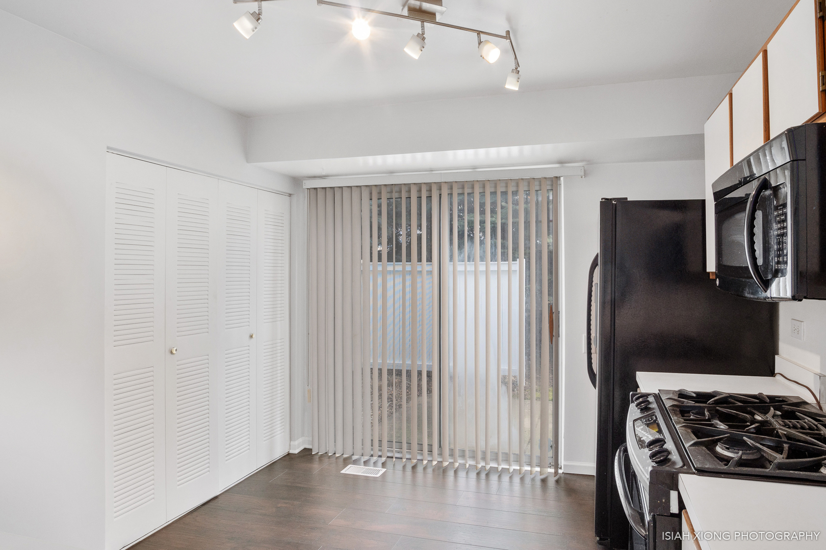 1318 Normantown Road, Unit 308 Naperville, IL 60564 - Photo 7 of 20 Gallery Image 7