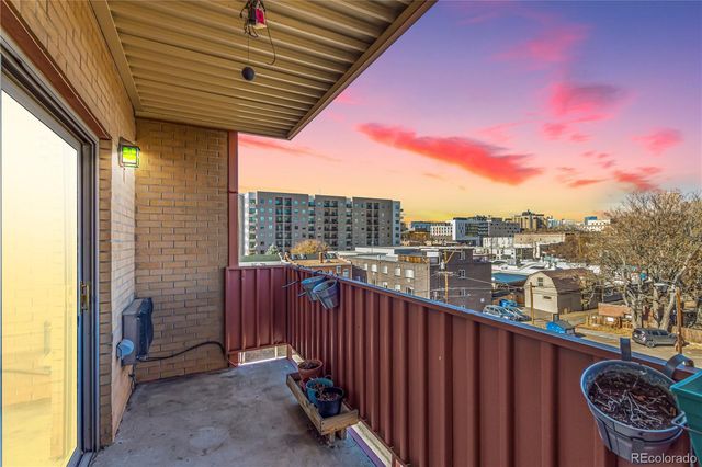 $300,000 | 625 Pennsylvania Street, Unit 502, Denver, CO 80203