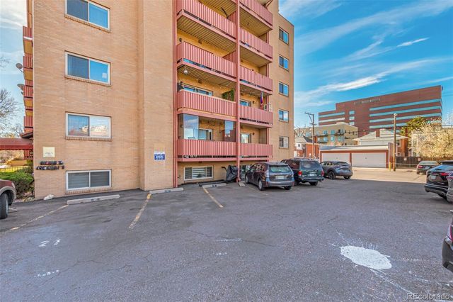 $300,000 | 625 Pennsylvania Street, Unit 502, Denver, CO 80203