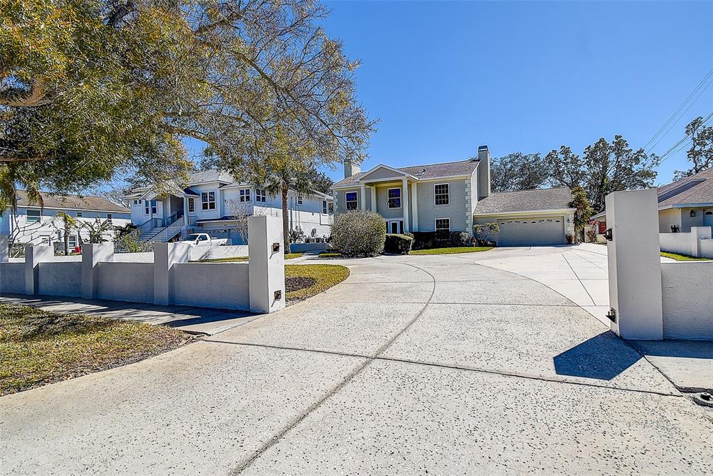 1607 Gulf Road Tarpon Springs, FL 34689 - Photo 2 of 86 Gallery Image 2