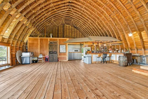 $695,000 | 60445 Summit Road West, Ashland, WI 54806