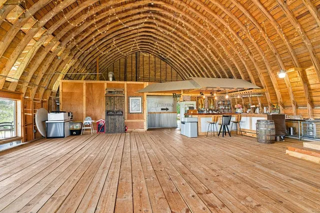 $725,000 | 60445 Summit Road West, Ashland, WI 54806