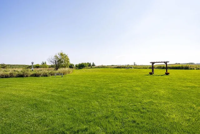 $725,000 | 60445 Summit Road West, Ashland, WI 54806