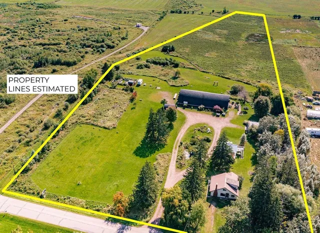 $725,000 | 60445 Summit Road West, Ashland, WI 54806