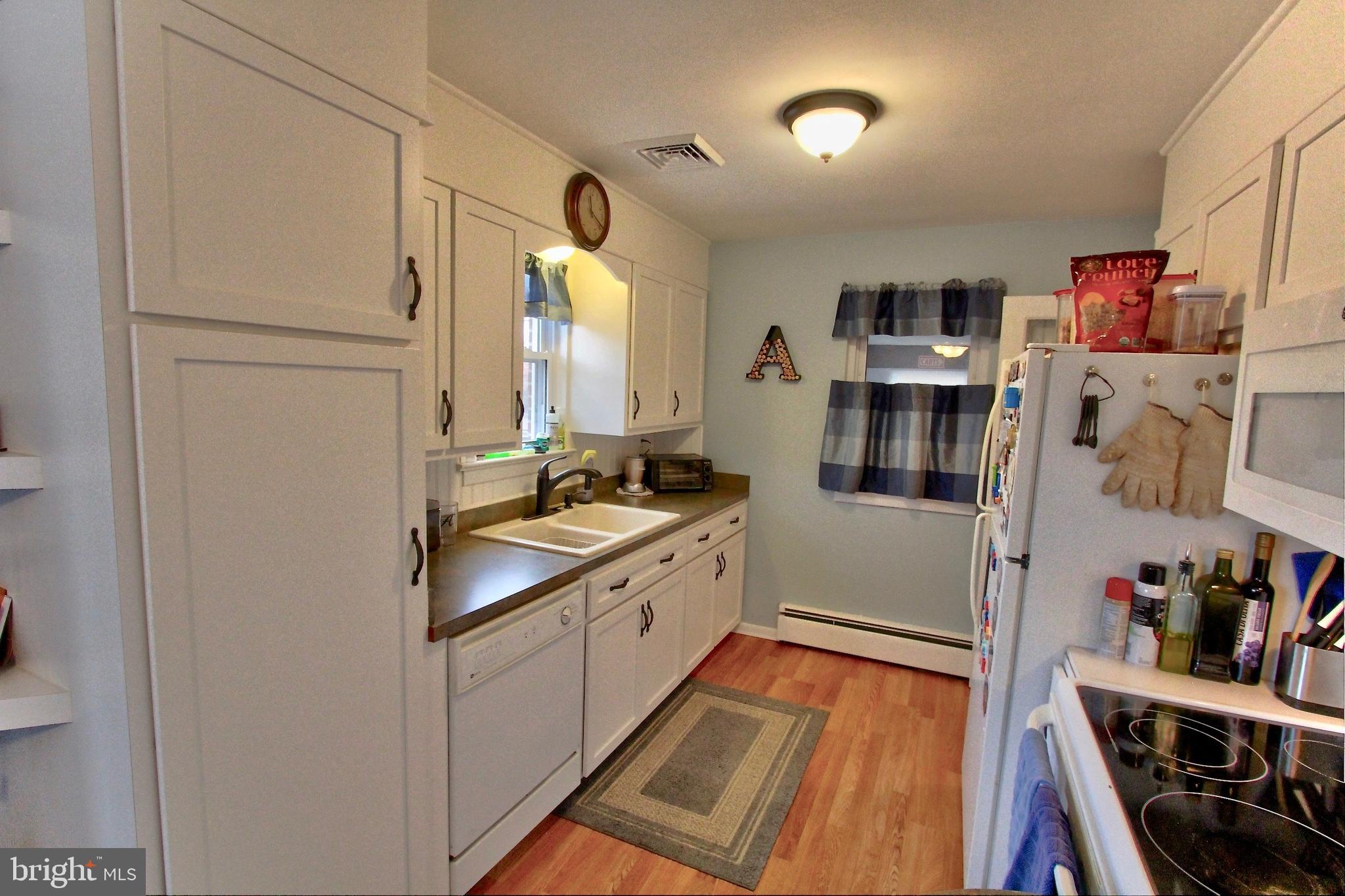 402 Trudy Road Harrisburg, PA 17109 - Photo 8 of 31 Gallery Image 8