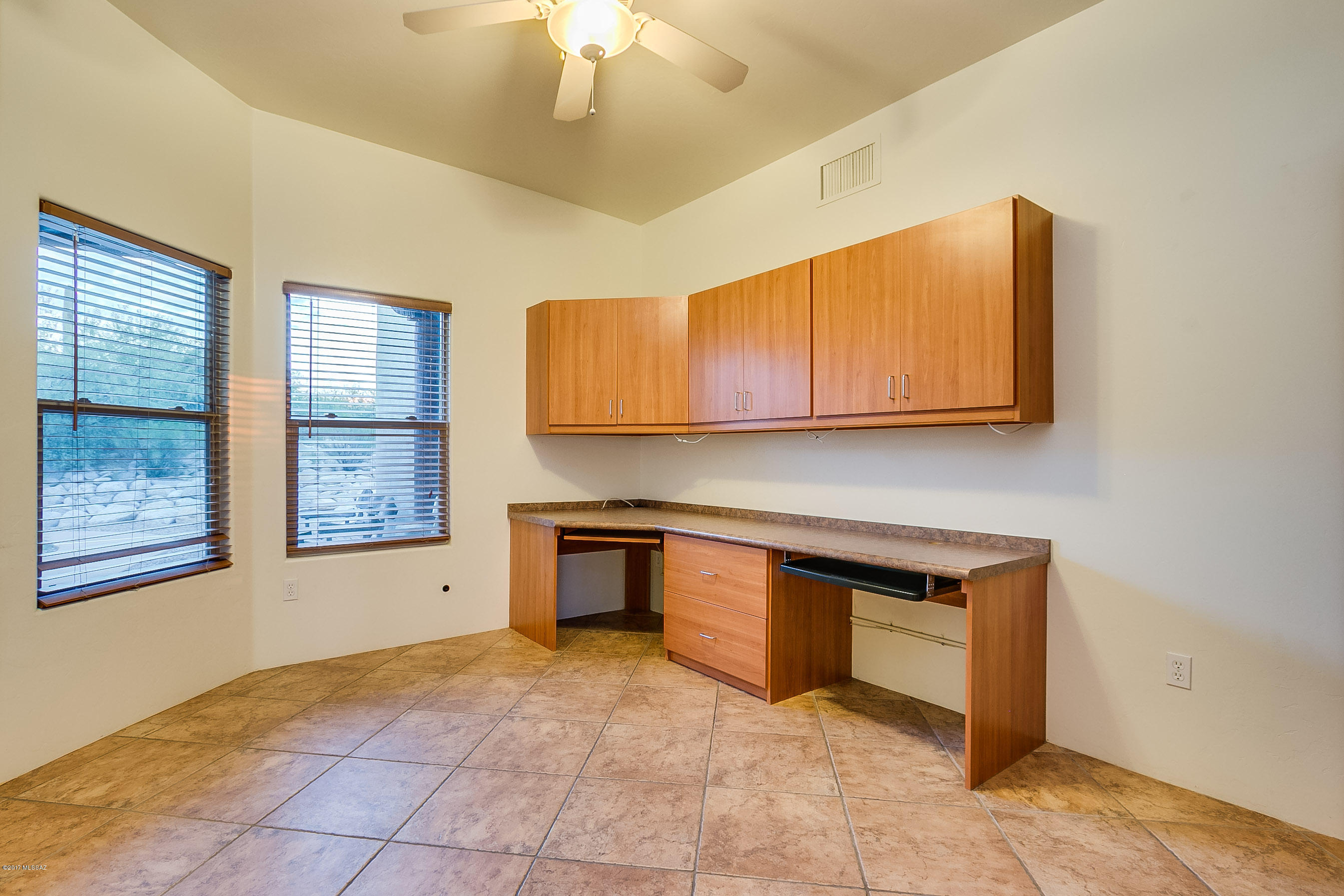 8674 South Long Bar Ranch Place Vail, AZ 85641 - Photo 17 of 29