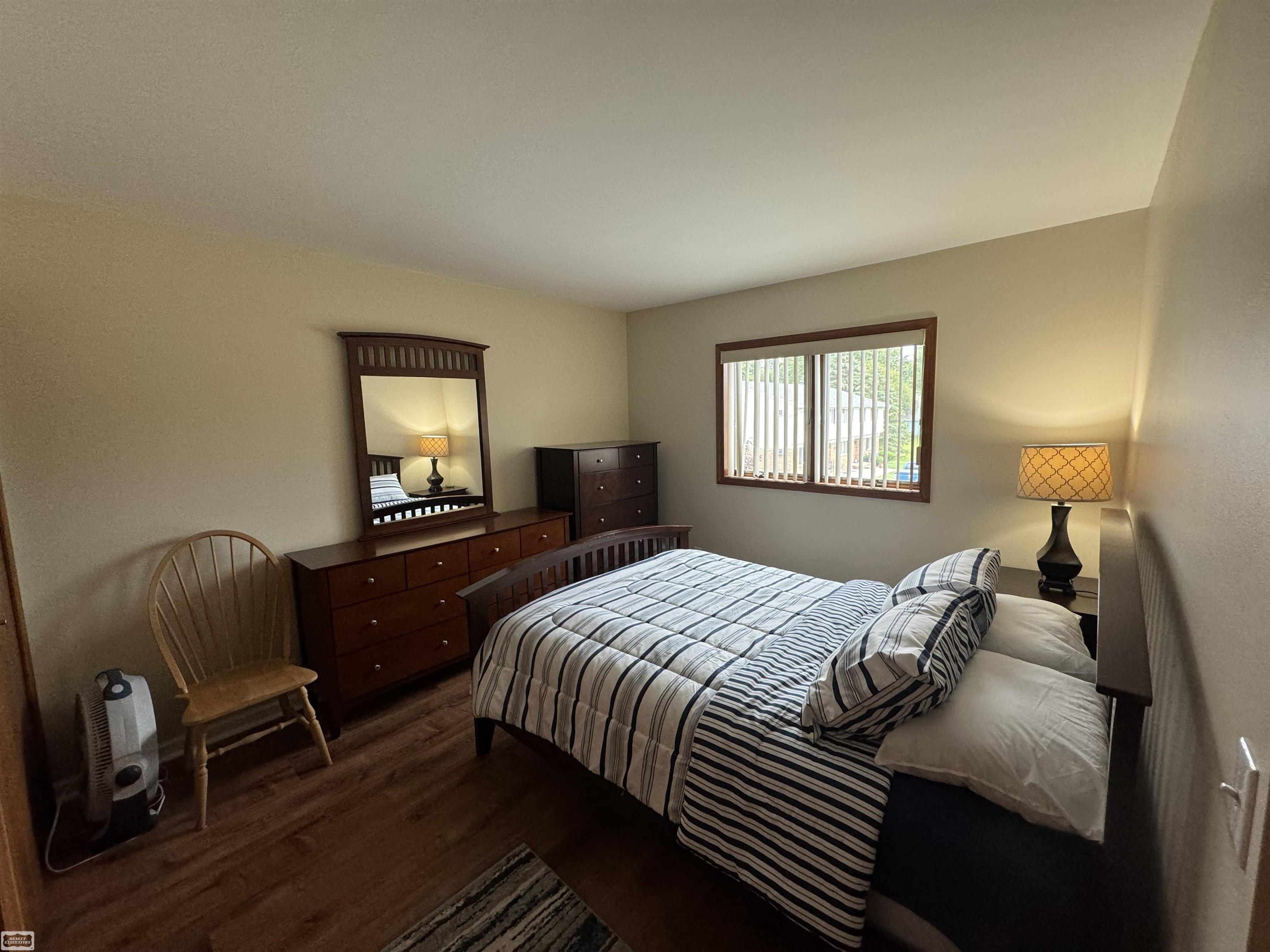 105 Milton Road Algonac, MI 48001 - Photo 20 of 25 50152479-fc3ba714-8f20-4a23-b7ca-b91a565a5978.JPG