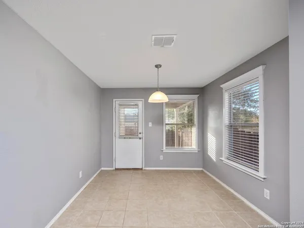 $1,595 | 107 Venezia, San Antonio, TX 78253