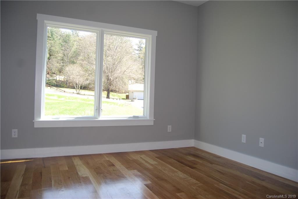 6 Harrison Hill Road, Unit 2 Swannanoa, NC 28778 - Photo 14 of 19 Gallery Image 14