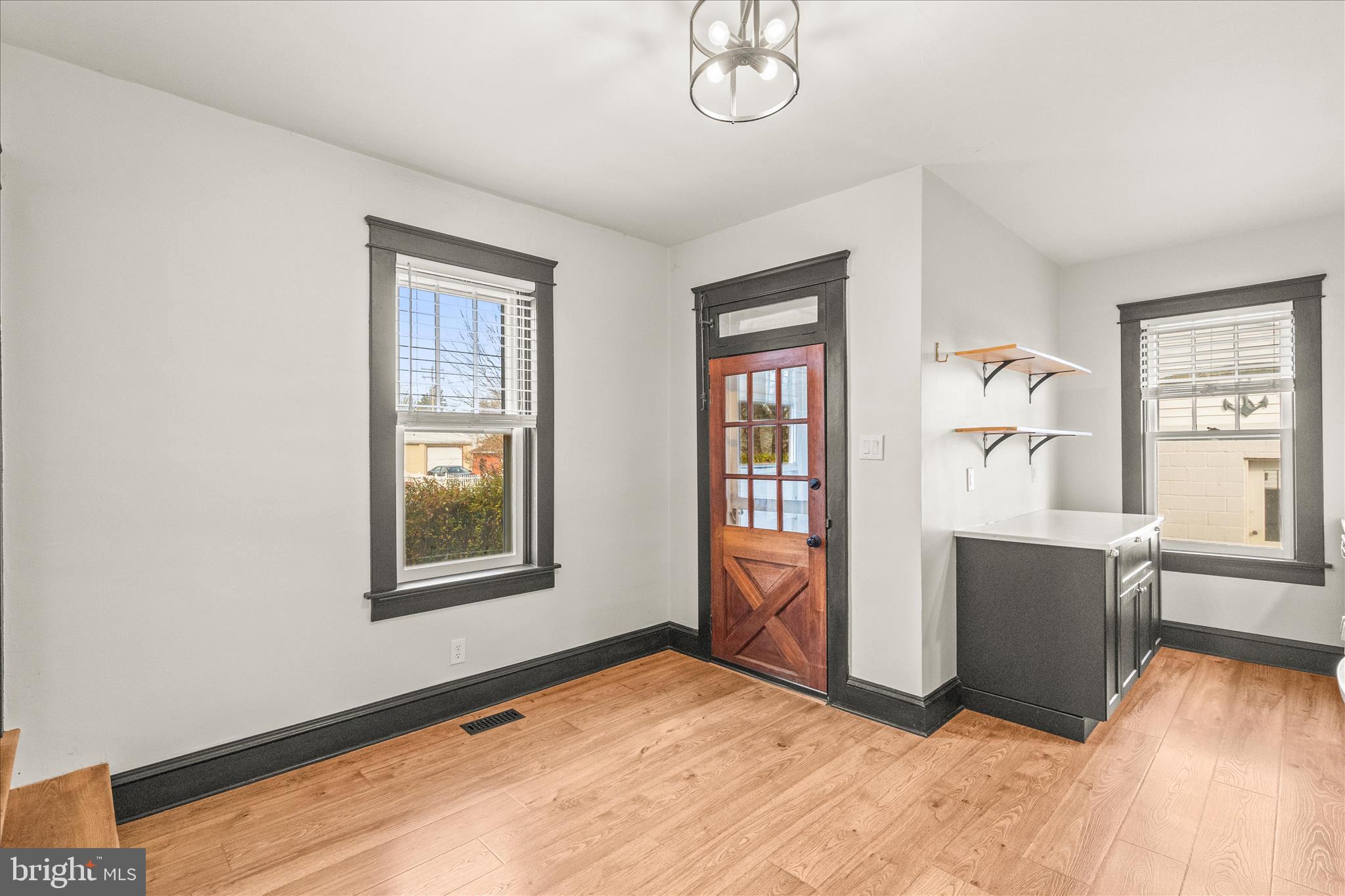 500 South Franklin Street Hanover, PA 17331 - Photo 14 of 36 a view of a livingroom with a window