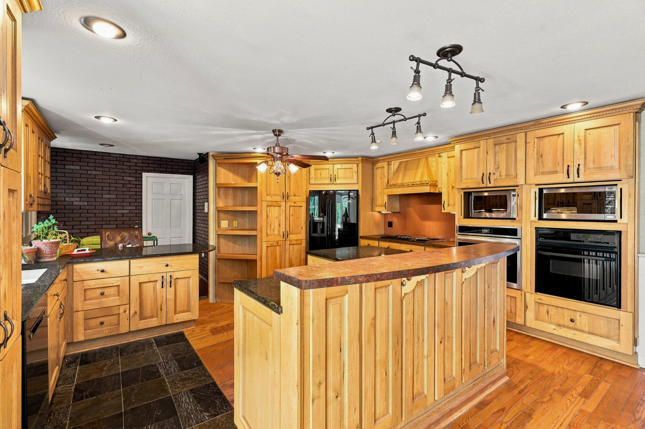 12000 N Route Columbia, MO 65203 - Photo 25 of 62 Gallery Image 25