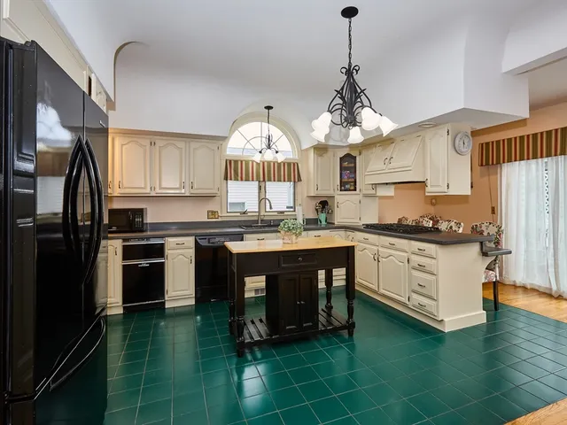 $769,000 | 301 Madison Street, Fall River, MA 02720