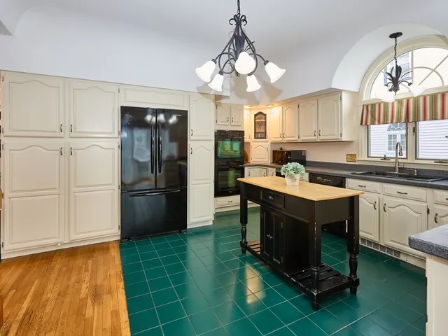 $769,000 | 301 Madison Street, Fall River, MA 02720