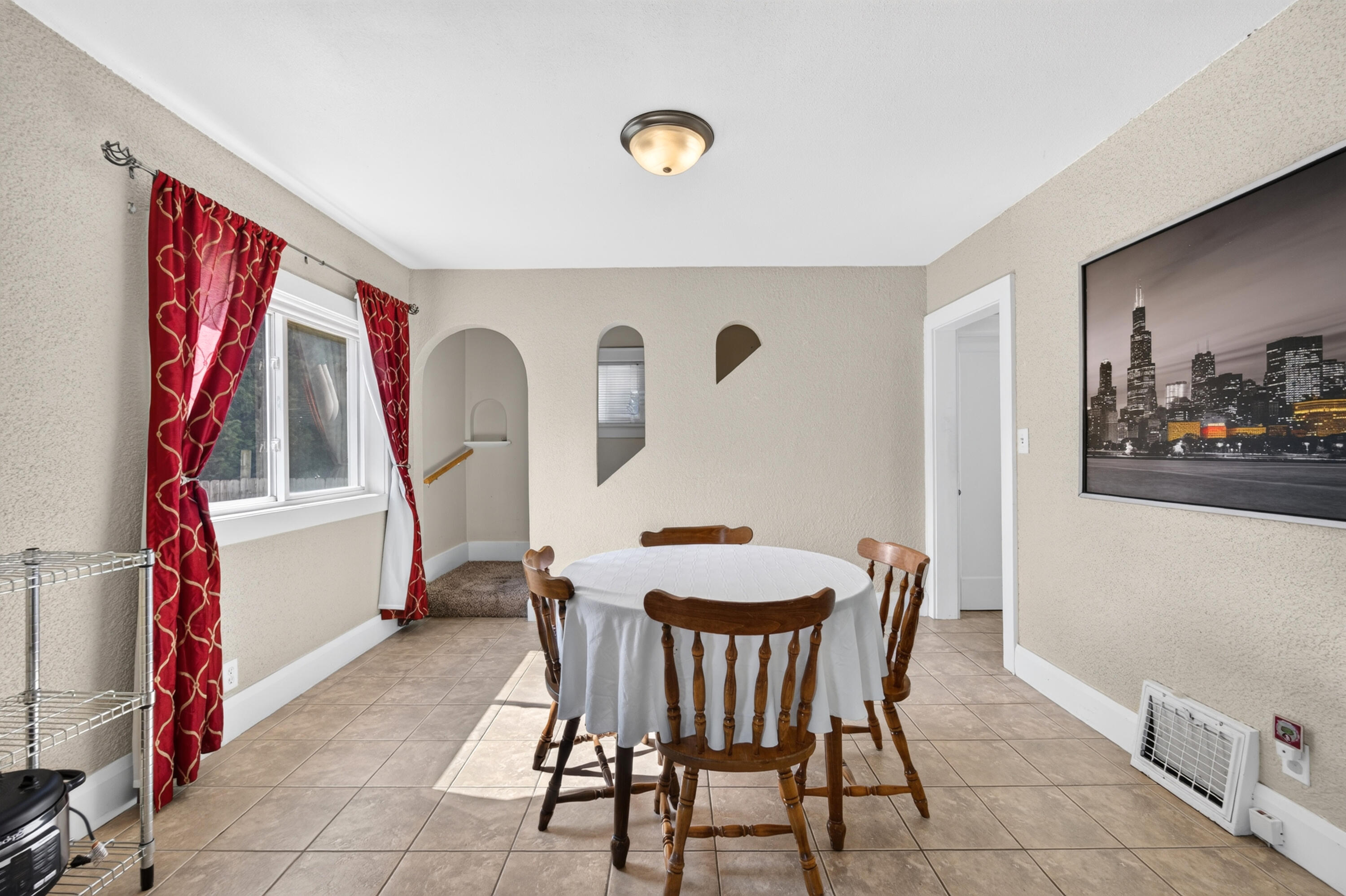 3614 Sheridan Road Mount Pleasant, WI 53403 - Photo 4 of 18 3614 Dining room