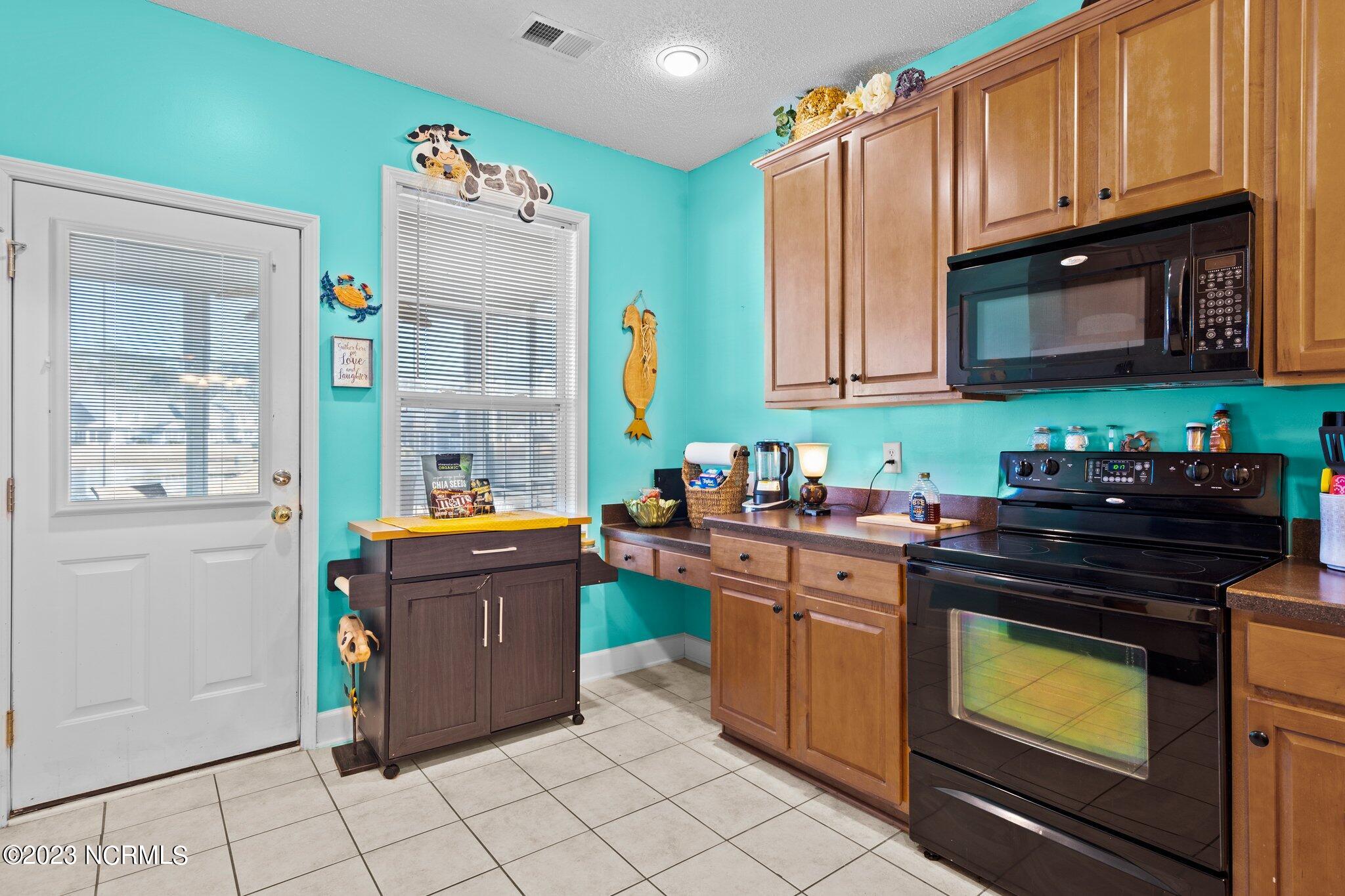 127 Freeboard Lane Calabash, NC 28467 - Photo 12 of 54 47-web-or-mls-DSC05559