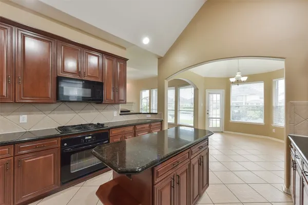 $3,200 | 18111 Blues Point Drive, Cypress, TX 77429