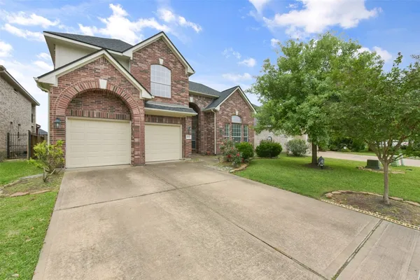 $3,200 | 18111 Blues Point Drive, Cypress, TX 77429