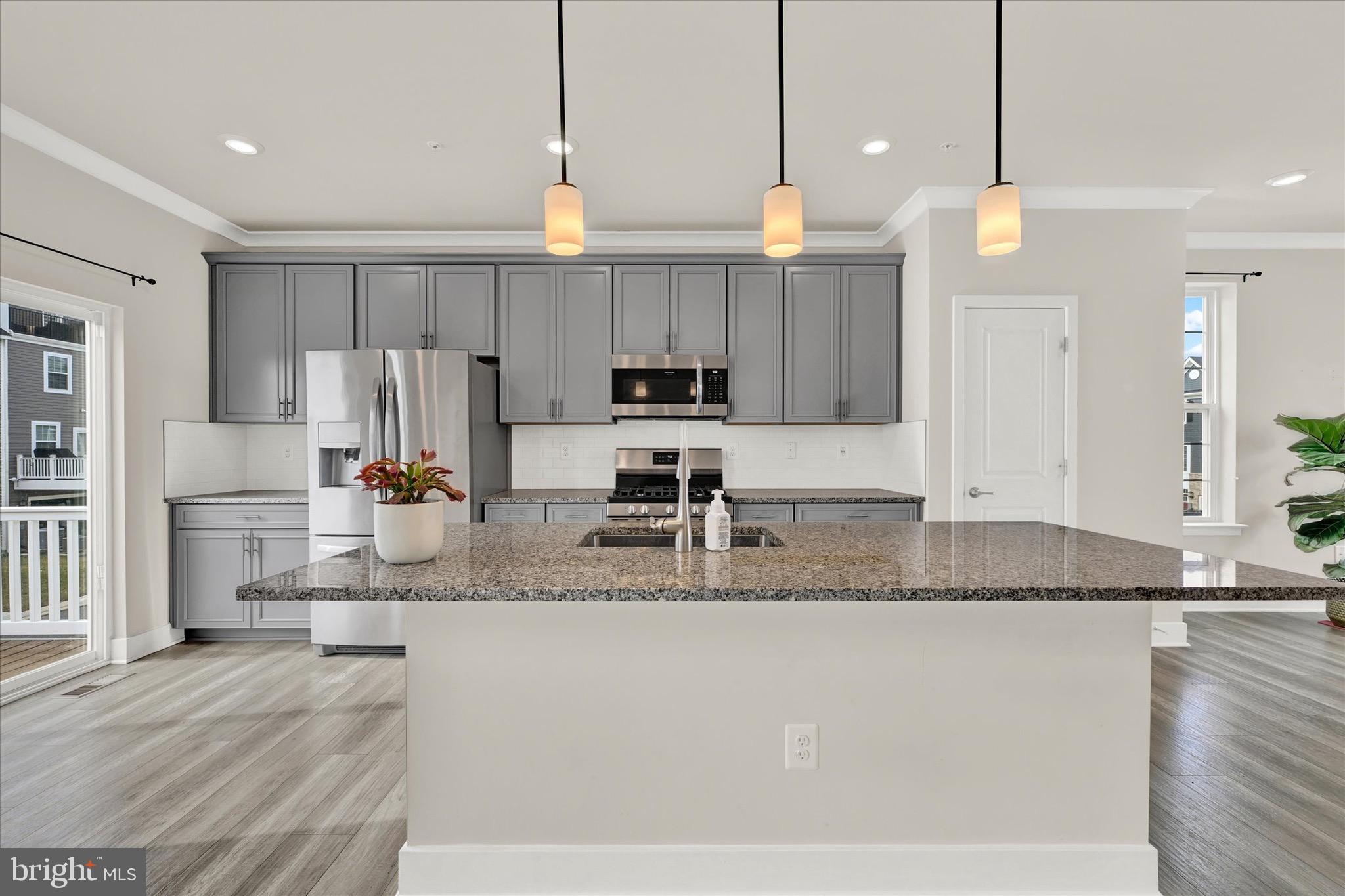 7797 Barrensdale Road Windsor Mill, MD 21244 - Photo 5 of 24 Gourmet kitchen with stainless steel appliances