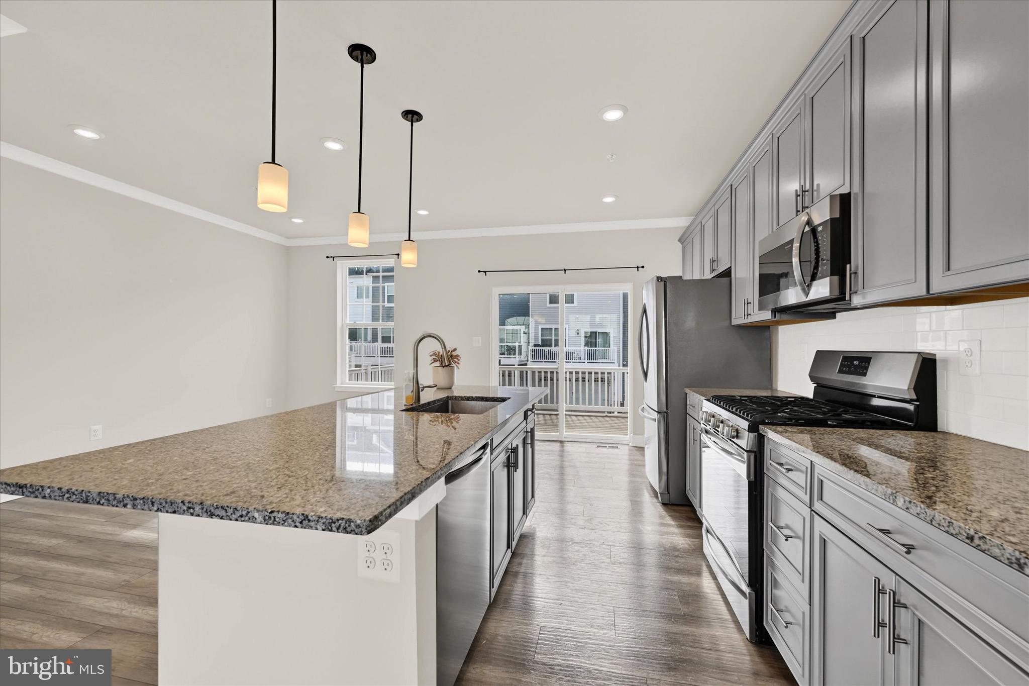 7797 Barrensdale Road Windsor Mill, MD 21244 - Photo 8 of 24 Granite counter tops