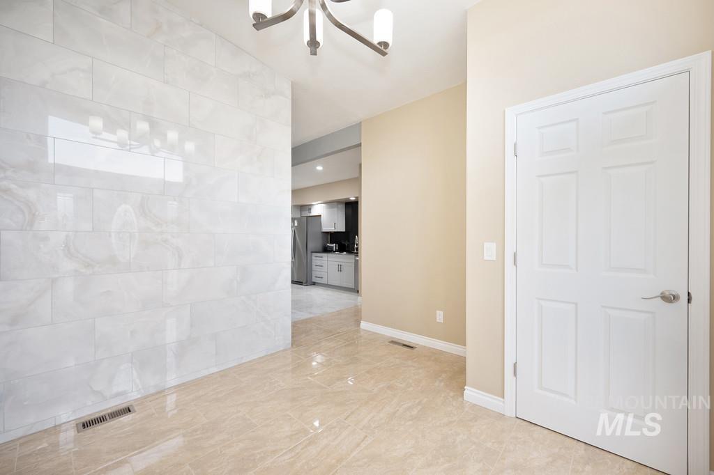 1221 7th Street Clarkston, WA 99403 - Photo 5 of 44