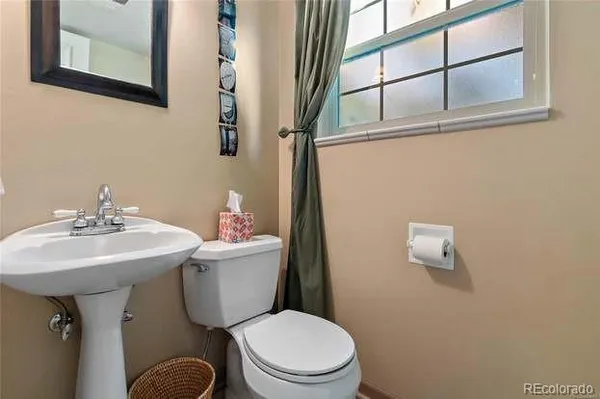 $3,300 | 4021 South Wabash Street, Denver, CO 80237