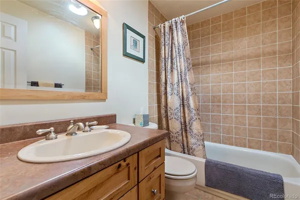 $3,300 | 4021 South Wabash Street, Denver, CO 80237