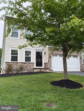 $3,550 | 122 East General Grey Court, Newark, DE 19702