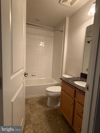 $3,550 | 122 East General Grey Court, Newark, DE 19702